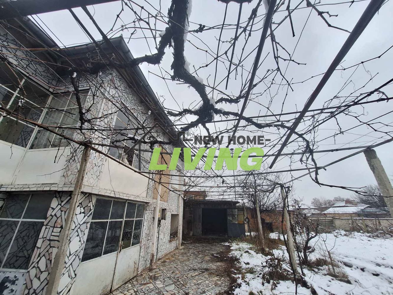 Къща в Пловдив, област-с.Цалапица площ 120 цена 75000