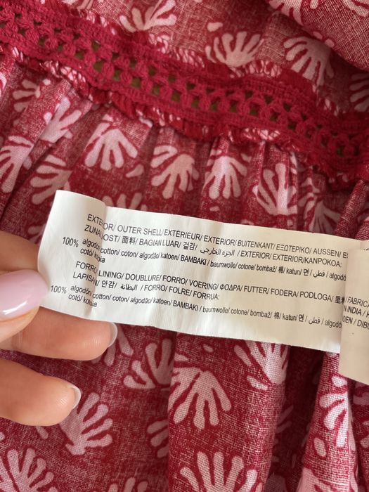 Rochita pull&bear marimea Xs-s