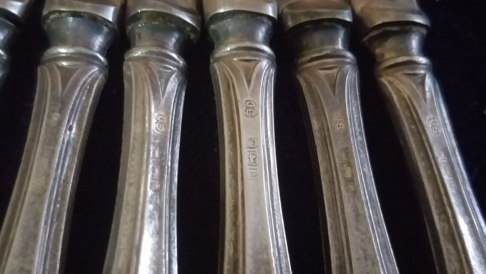 Vand set 6 cutite vechi din argint