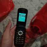 Holati yaxshi yangi telefon