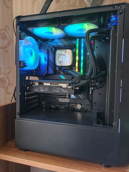 Комплект игровой кейс, монитор, мышка, клавиатура