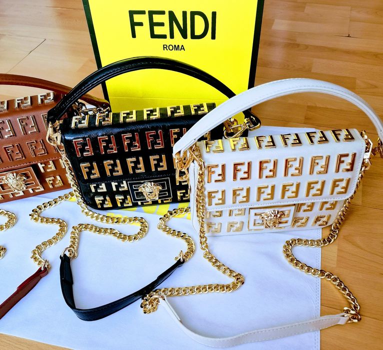 Geanta Fendi piele naturala 100%,card,saculet, certificat