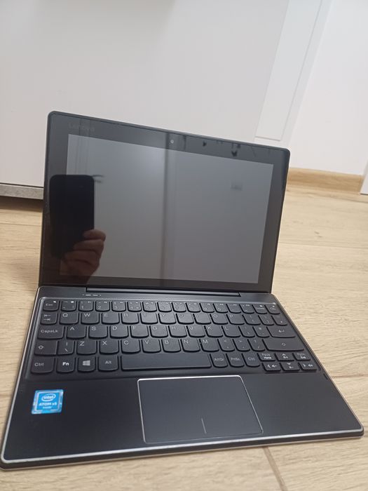 Lenovo Miix 310 cu Touchscreen