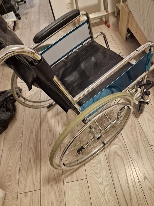 Carut pentru persoane cu handicap de miscare