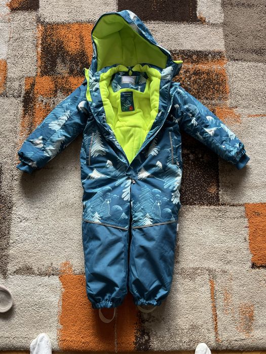 Продавам зимен гащеризон, 116см