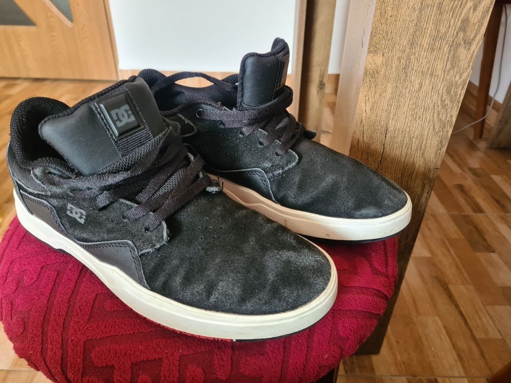 Adidași DC SHOES 39