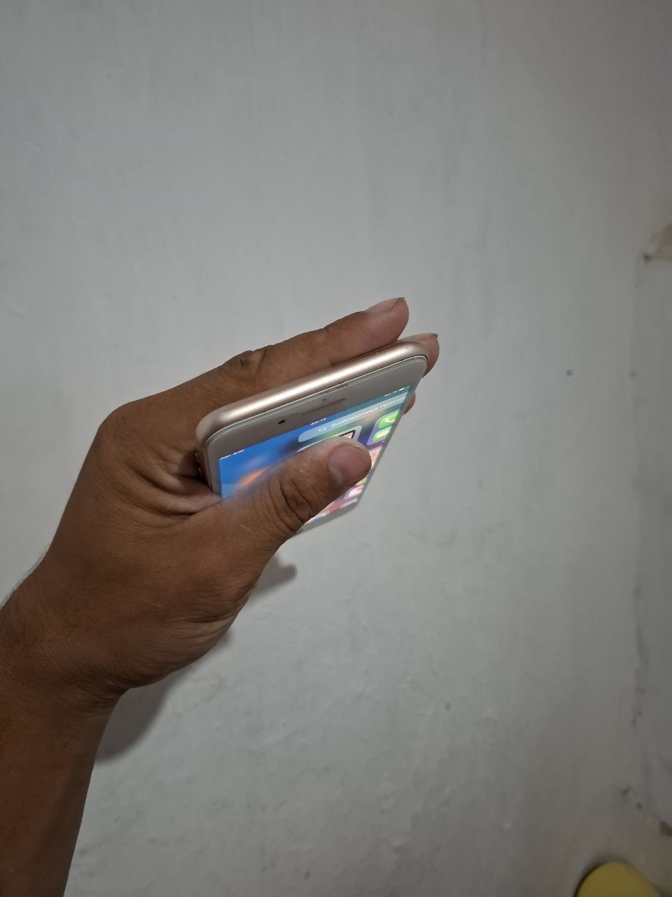IPhone 8 plus holati idial 64 73 radnoy