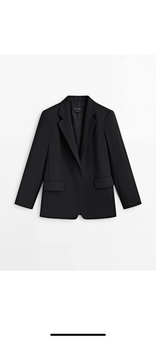 Новый черный базовый пиджак от Massimo dutti