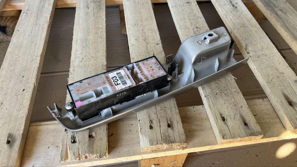 Панел с компечата за лява врата Subaru Impreza 2008-2013