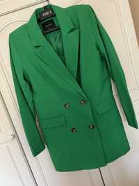 Ново зелено сако