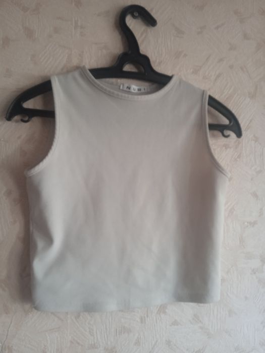 Топик бежевый на 12-13 лет