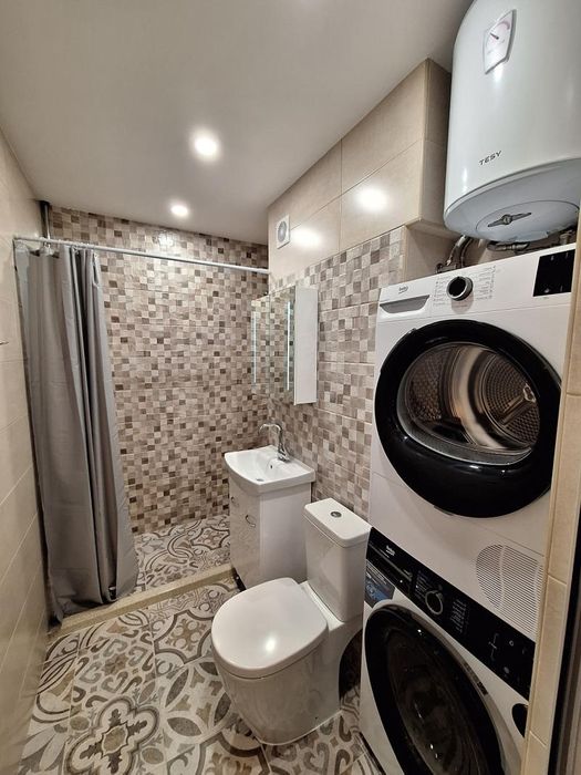 Дава се под наем Тристаен апартамент в София, Младост 2 - 80 кв.м за 799 € - Снимка #9