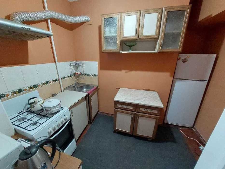 R12! Сдаётся квартира 2/2/9, Мирзо Улугбекский ор-р Максим Горький