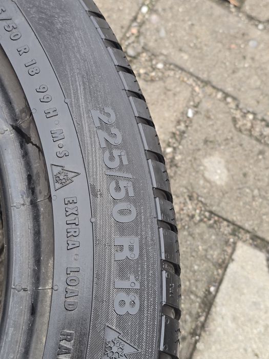 225 50 18 Continental