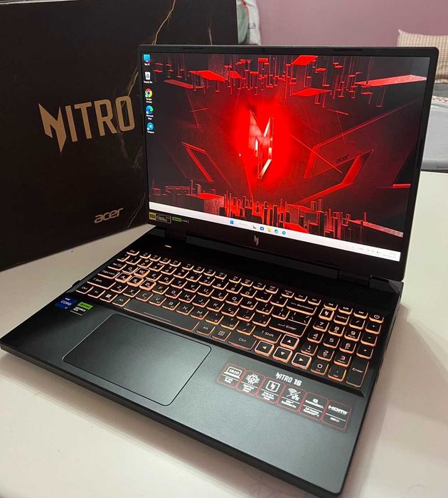 Acer Nitro AN16-51/ i7-13700H/ GeForce RTX 4050/ DDR5 32Gb/ SSD 1,5Tb