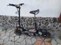 E-scooter, scuter electric, trotinetă electrică