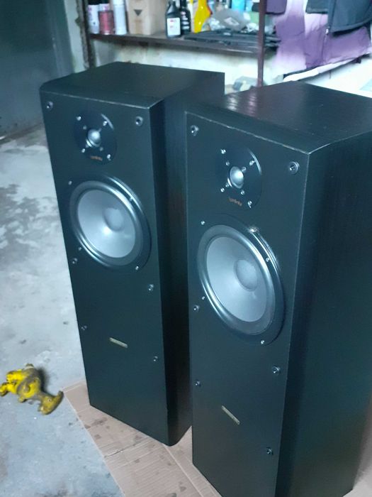 Boxe de podea Infinity Reference bas 20 cm