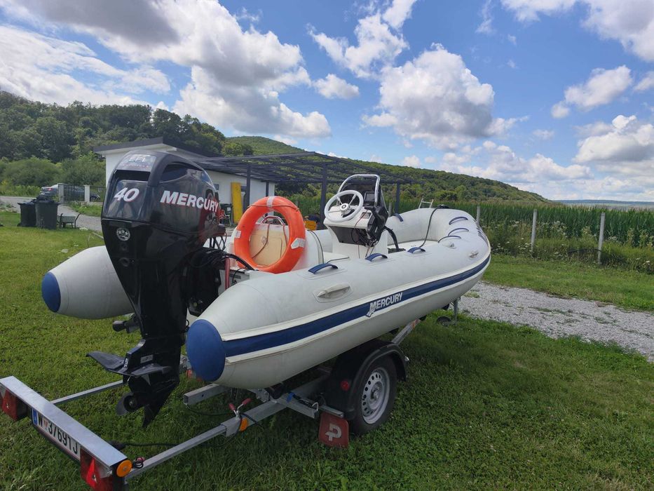 Barca Mercury 420 Ocean Runner Cu  Motor Mercury 40hp EFI 4 Timpi