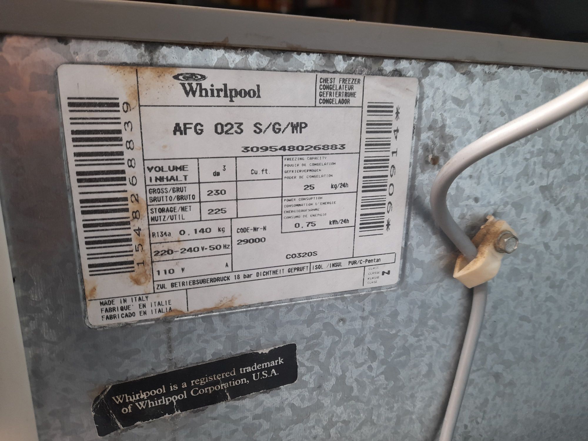 Lada frigorifica whirlpool 225 litri