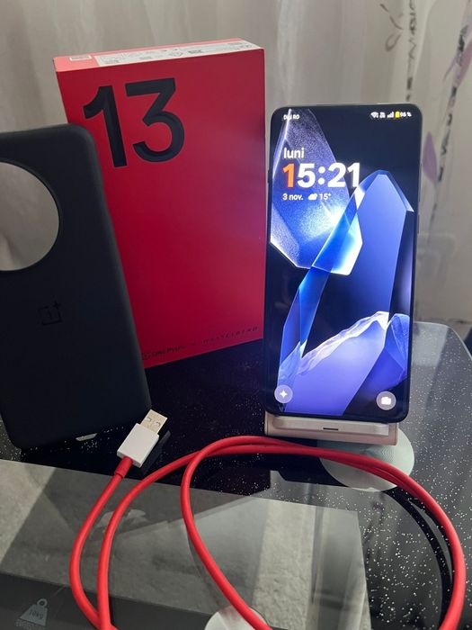 Vand schimb one plus 13