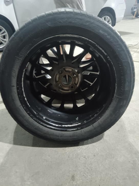 Сакадиски VOSSEN R16