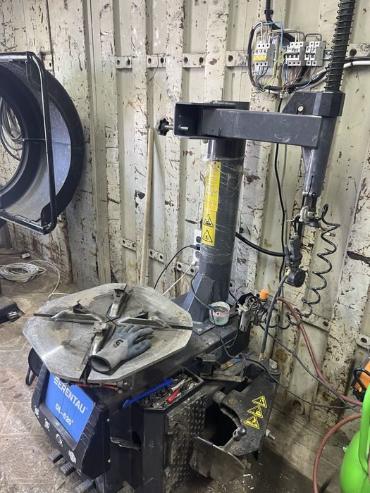 Продам шиномонтажное оборудование