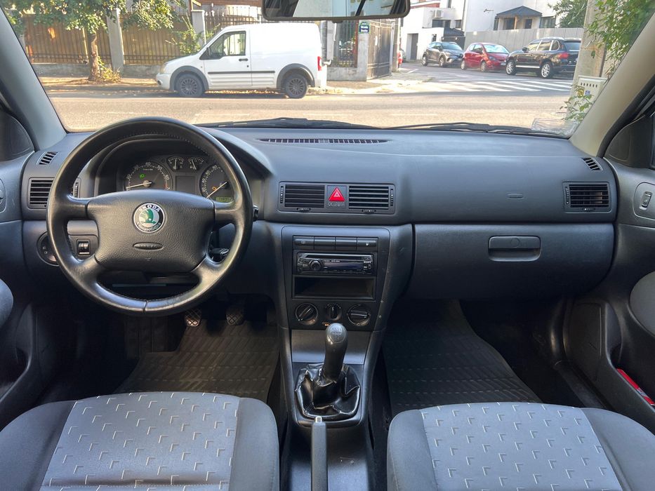 Skoda Octavia-1.6Mpi-102Cp-E4-2008-AC