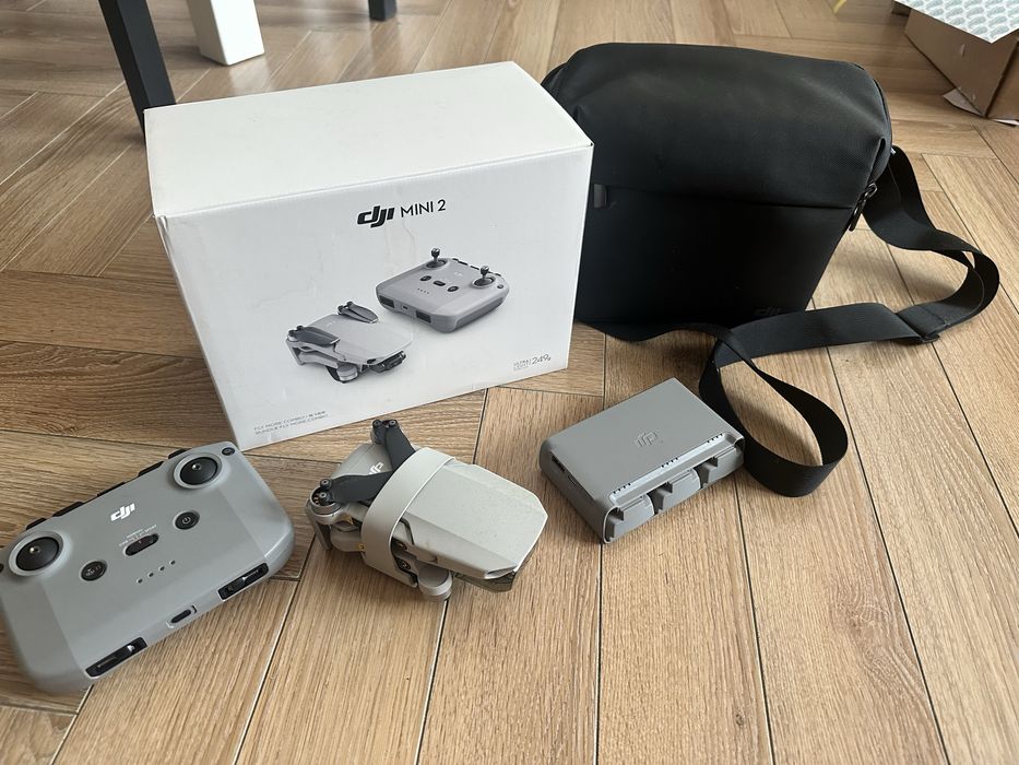 Запазен Дрон DJI Mini 2 fly more combo