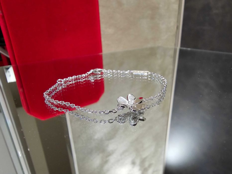 Van Cleef & Arpels VCA Mini Frivole Silver Clover Дамска Гривна