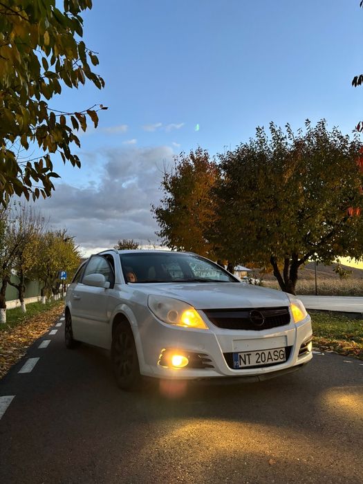 Vand opel vectra c 2007 mai multe detali la numarul de telefon