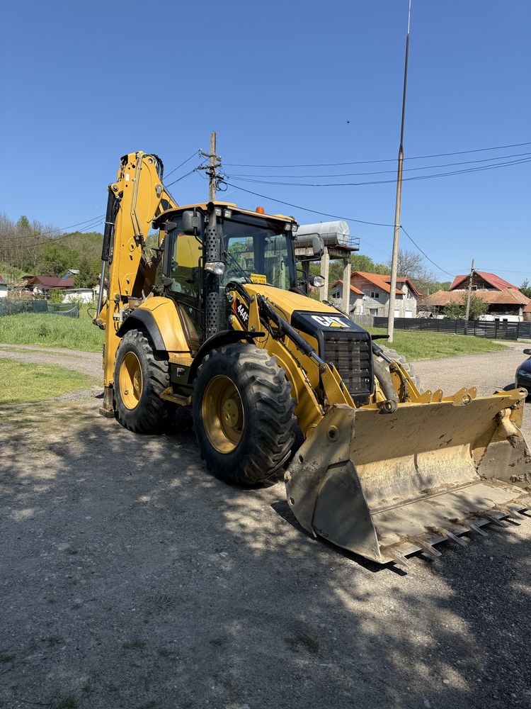 Buldoexcavator Caterpillar 444 F2