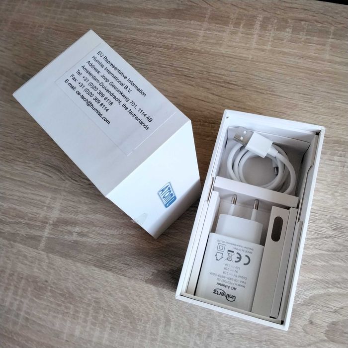 Unihertz Atom L,4.0"mic,6 GBRAM,128 GBROM,4300 mAh,NFC,nou,subacvatic