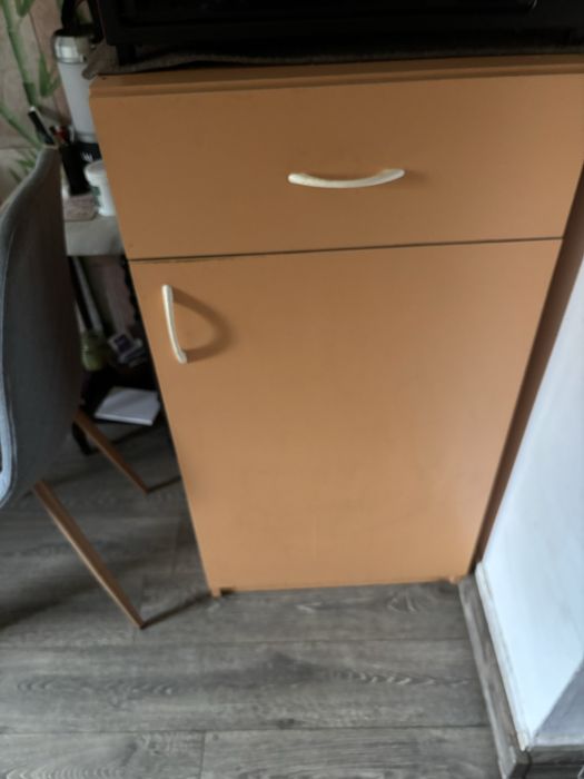 Mobilier de bucatarie folosit