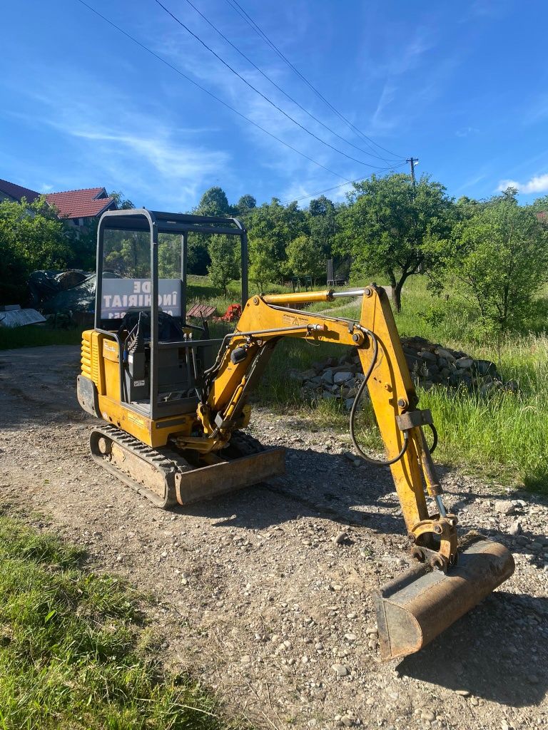 Miniexcavator JCB 1,5 tone