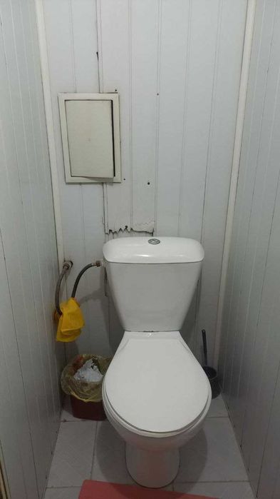 Сергели 3 2/1/5 квартира чистая,балкон 2х6,не торец,56м²