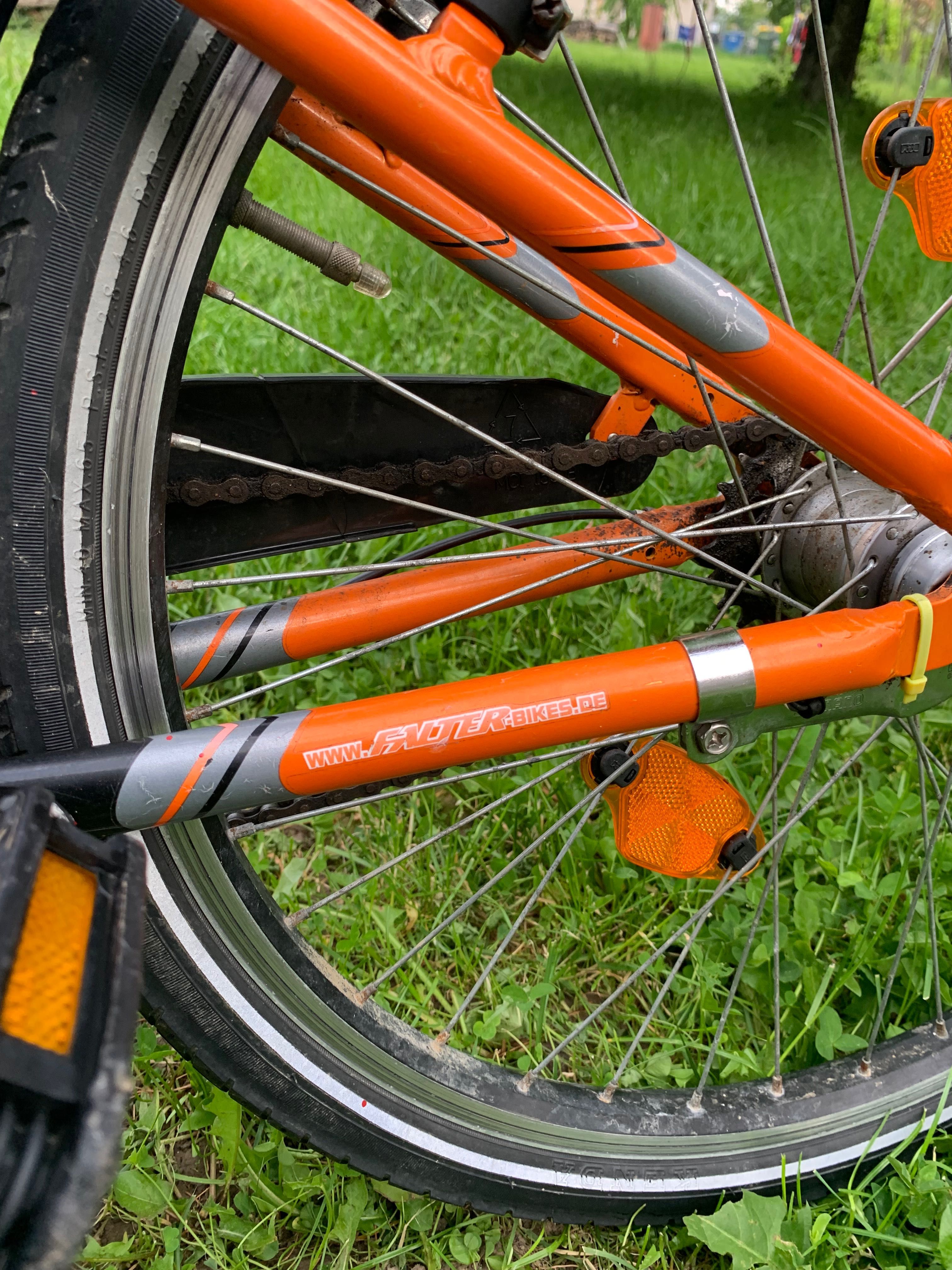 Bicicletă medie pentru copii