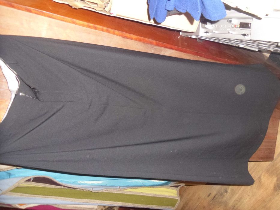 fusta stofa subtire.neagra