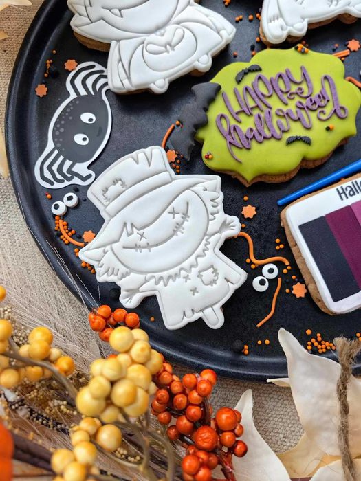 Резци, печати и релеф Хелоуин