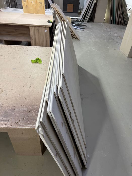 Столы и гипсокартоны