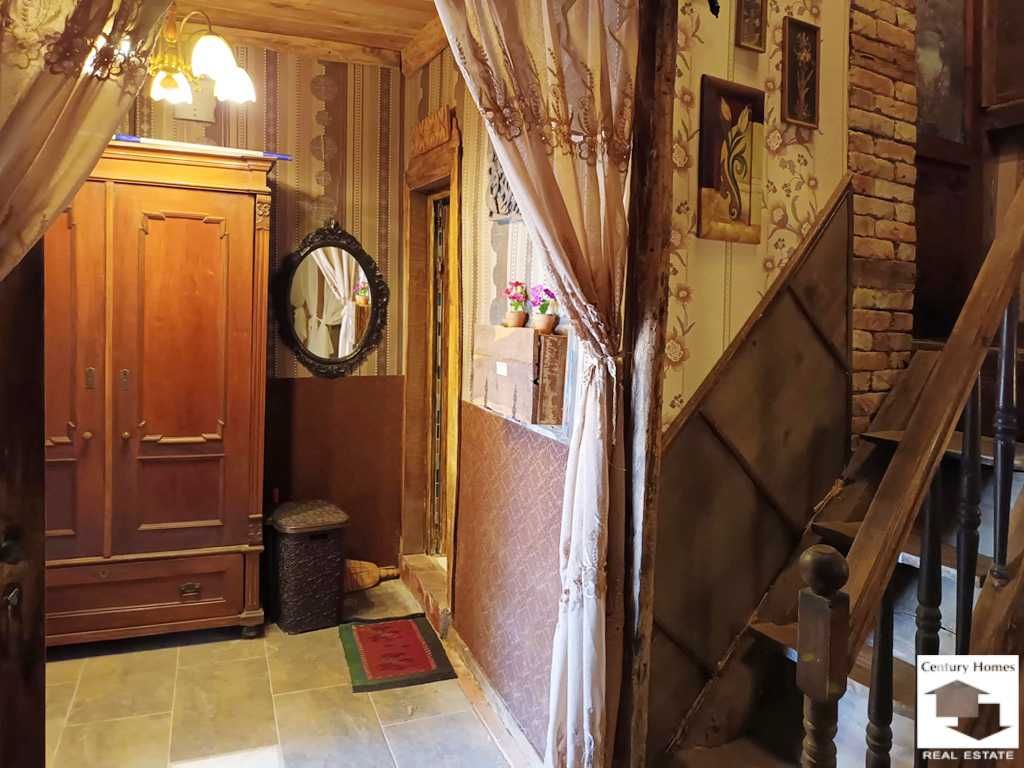 104944 ЕКСКЛУЗИВНО! Уютен тристаен апартамент в центъра на В. Търново