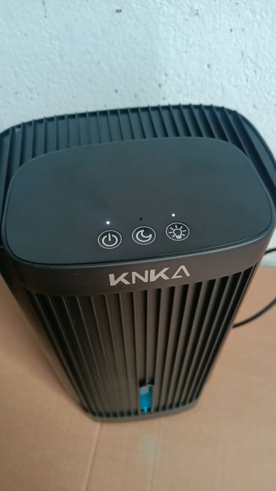 Dezumidificator Nou KNKA Model CS06 În Cutie