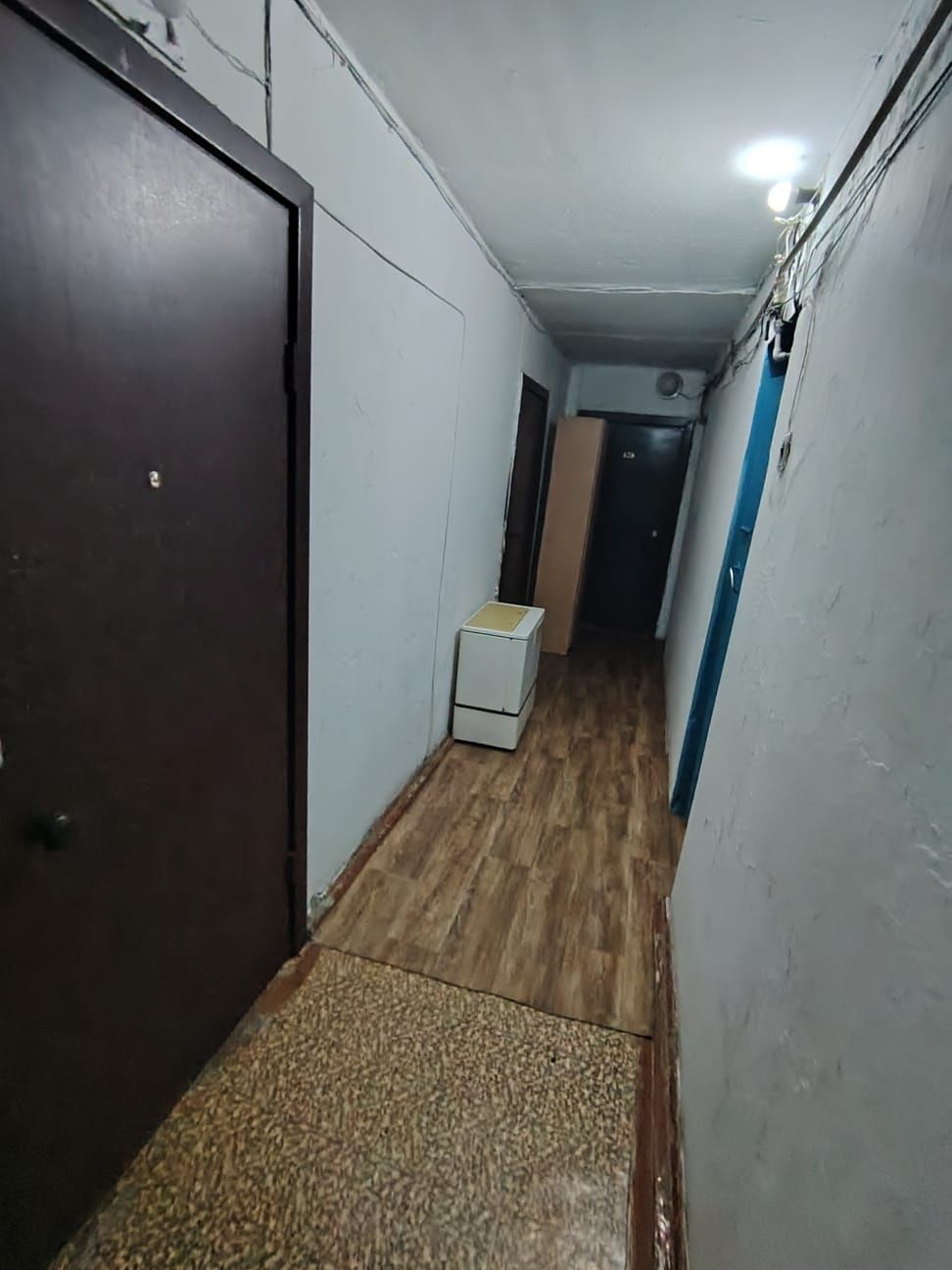Продам комнату в общежитии,  4 этаж, 19 мкр.