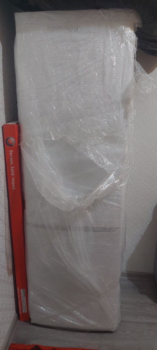 Продам новый холодильник Artel