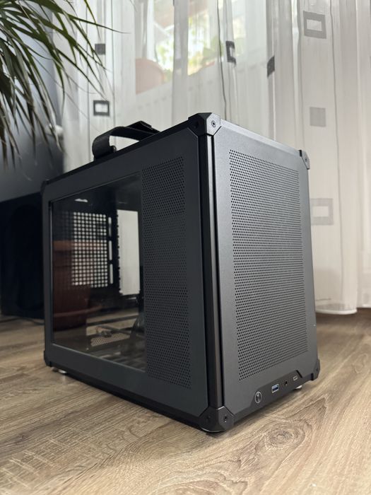 Carcasa mini tower pc Jonsbo C6 Max Tempered Glass - Negru