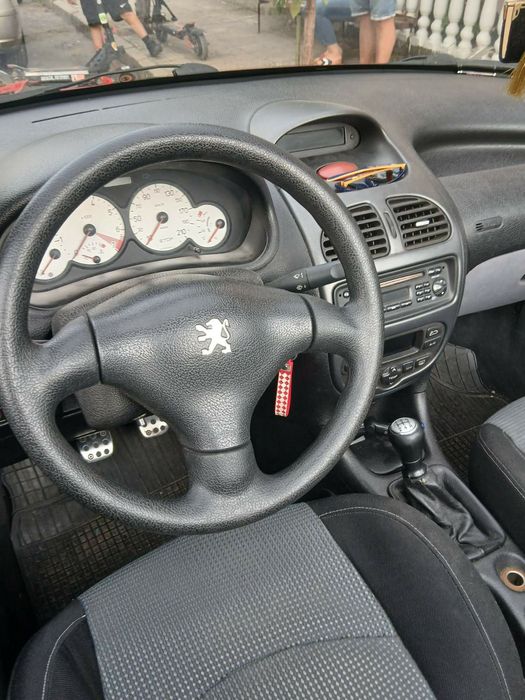 Продава се пежо 206сс кабрио