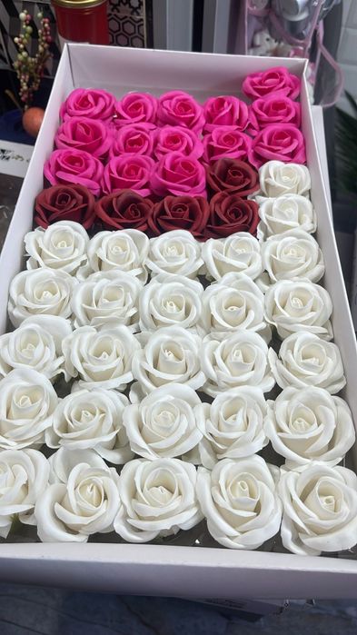 Accesorii florarie foarte multe ofer video cu produse pe whtapp