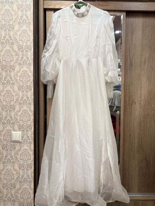 Вечерние платья           .