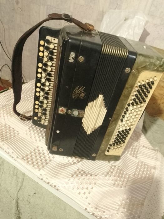 Продажа баяна б/у