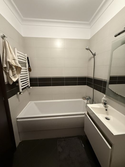 Vanzare apartament 2 camere, strada Zeletin, pret nou!