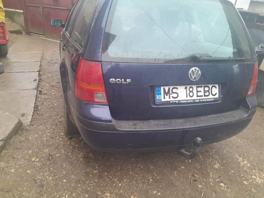 De vânzare Golf 4 1.4Benzină